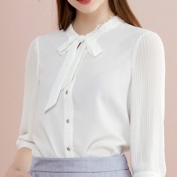 Simple lady V-neck